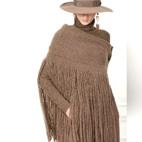 Ralph Lauren Collection Fall 2015 Runway
Taupe Cashmere Fringed Scarf Shawl - Picture 12 of 16